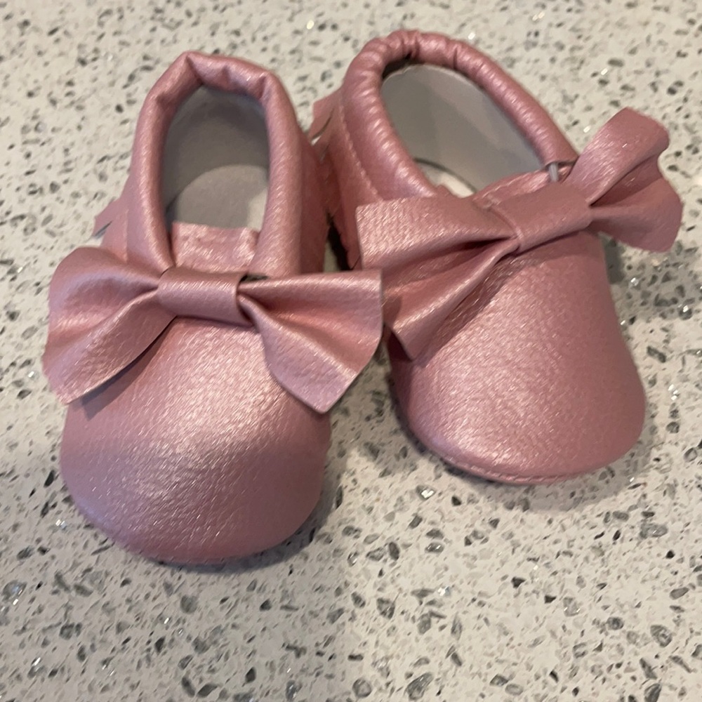 Pink shimmery baby Mocs